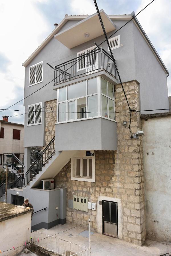 Apartments By The Sea Kastel Kambelovac, Kastela - 8679 Kaštela Exterior foto